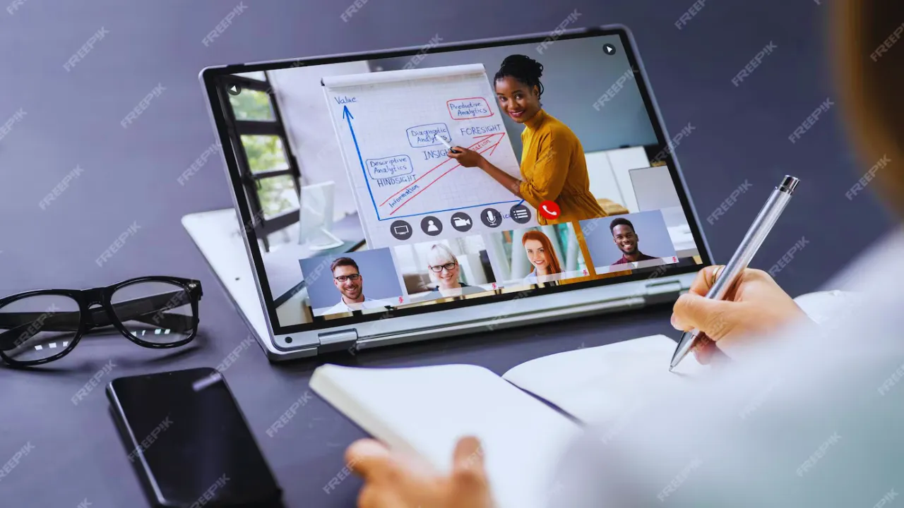 PPT presentation on online education​